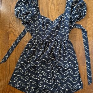 Francescas Navy and White Floral Dress with Puff Sleeves